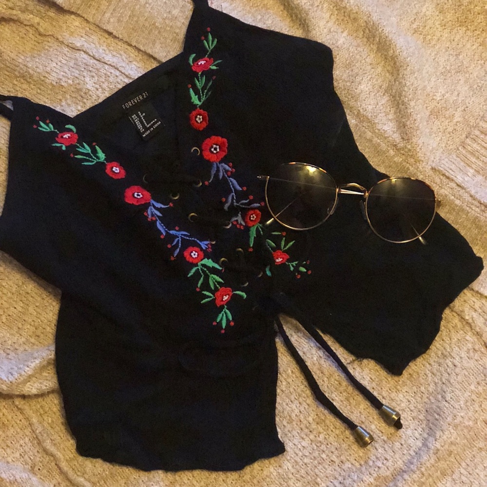 Lace up embroidered crop top